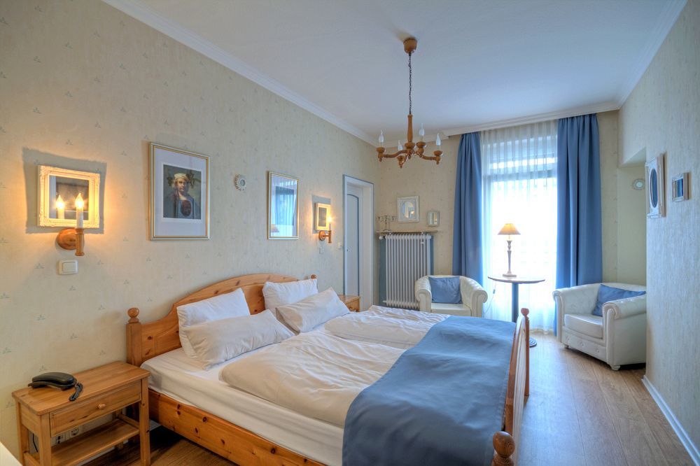 Hotel Zum Goldenen Stern Prüm Exteriör bild