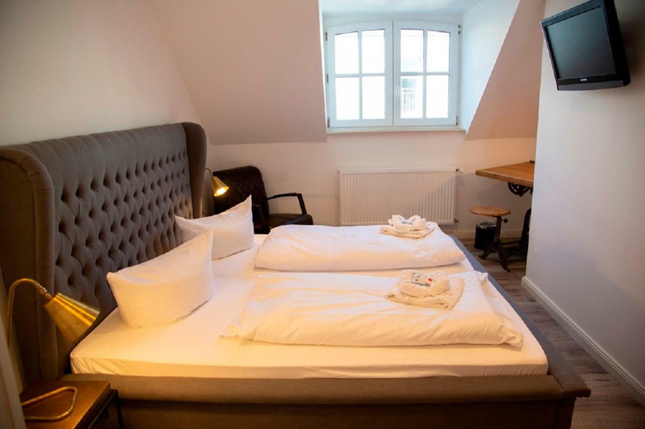 Hotel Zum Goldenen Stern Prüm Exteriör bild