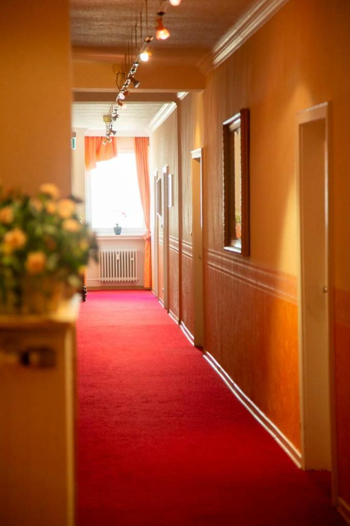 Hotel Zum Goldenen Stern Prüm Exteriör bild